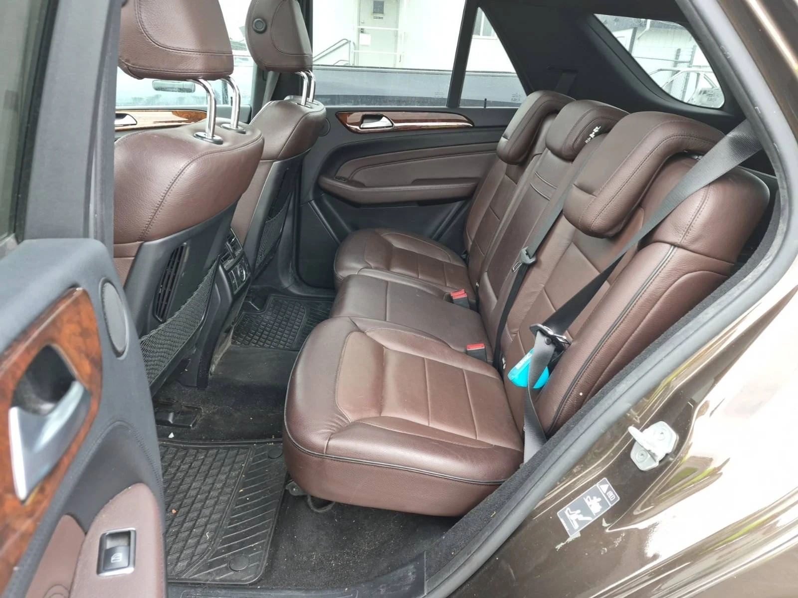 Mercedes-Benz ML 350 AMG PACK/ОЧАКВАН ВНОС/H&K/DISTRONIC/PANO/ОБДУХВАНЕ, снимка 9 - Автомобили и джипове - 53816985