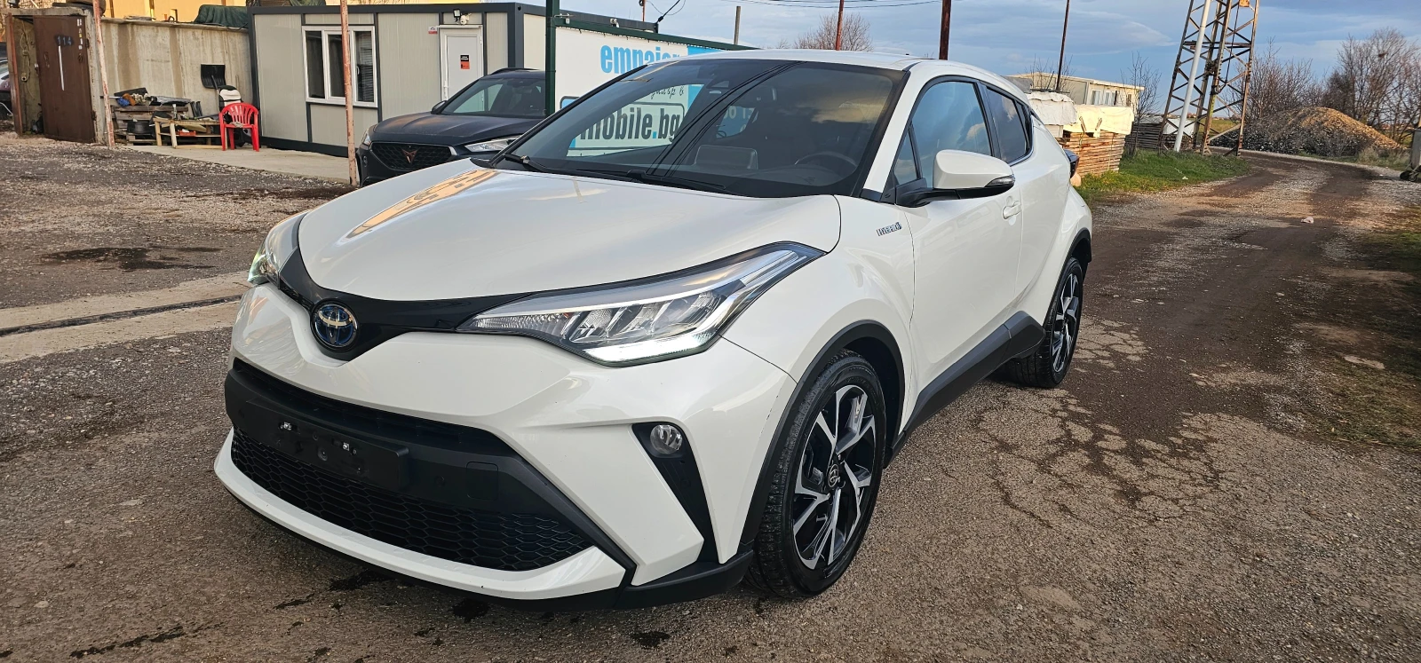 Toyota C-HR 1.8i HYBRID Фейс