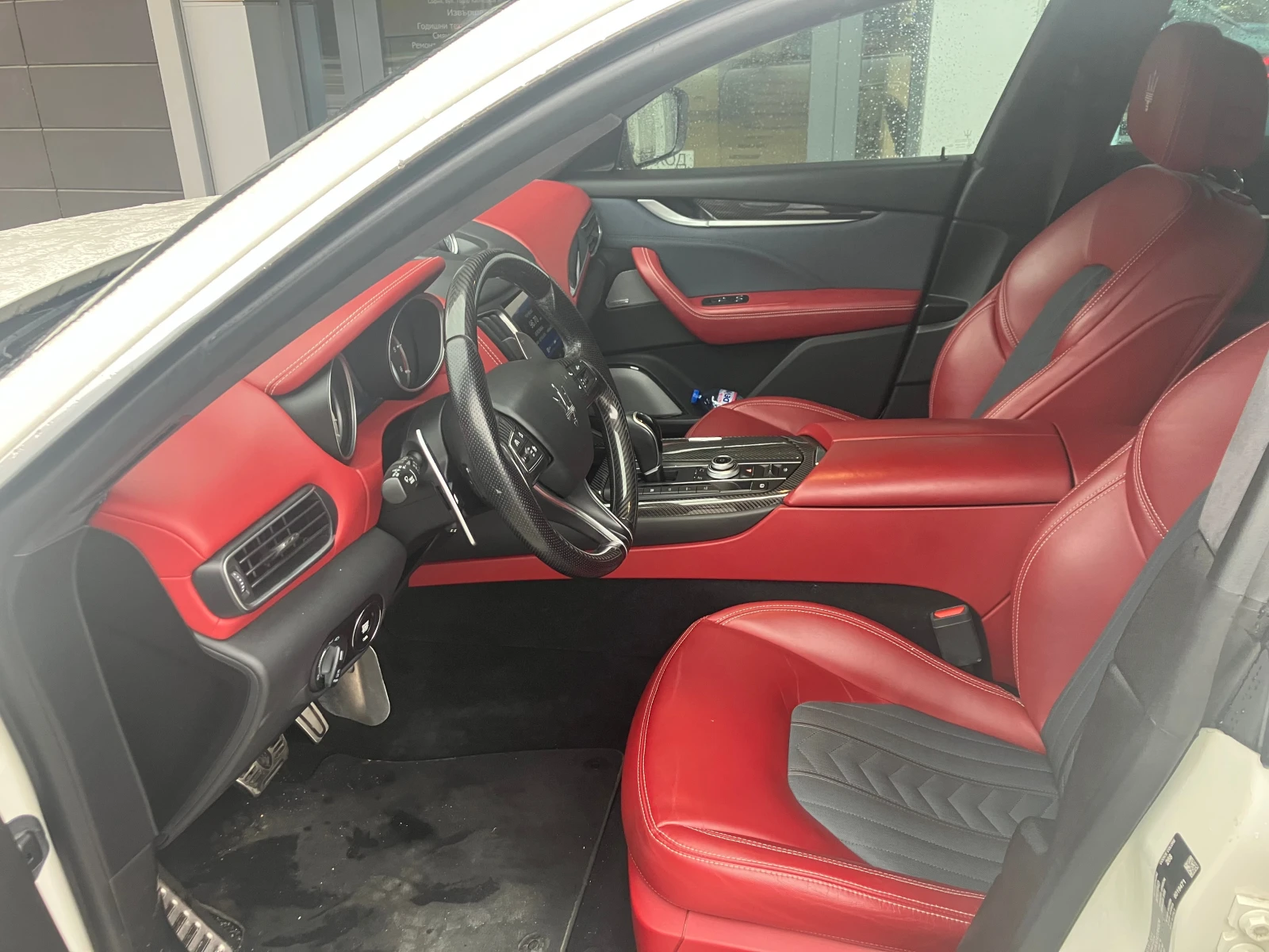 Maserati Levante 3.0d 4x4 Панорама FULL, снимка 7 - Автомобили и джипове - 54120916