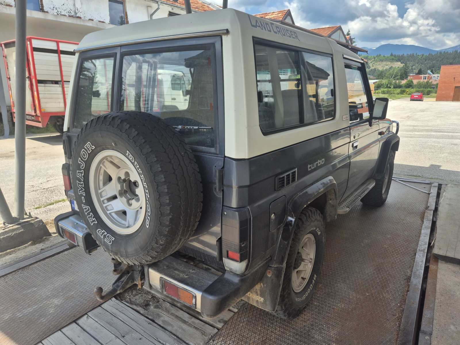 Toyota Land cruiser, снимка 2 - Автомобили и джипове - 54855797
