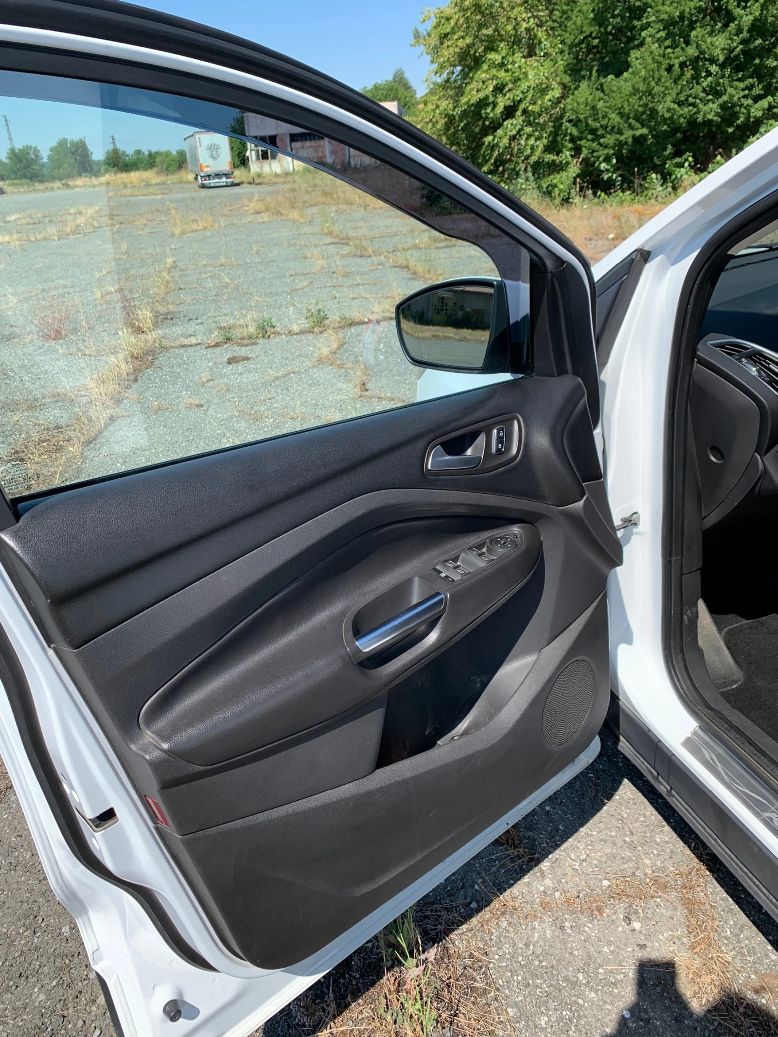 Ford Kuga Titanium, снимка 9 - Автомобили и джипове - 55174884