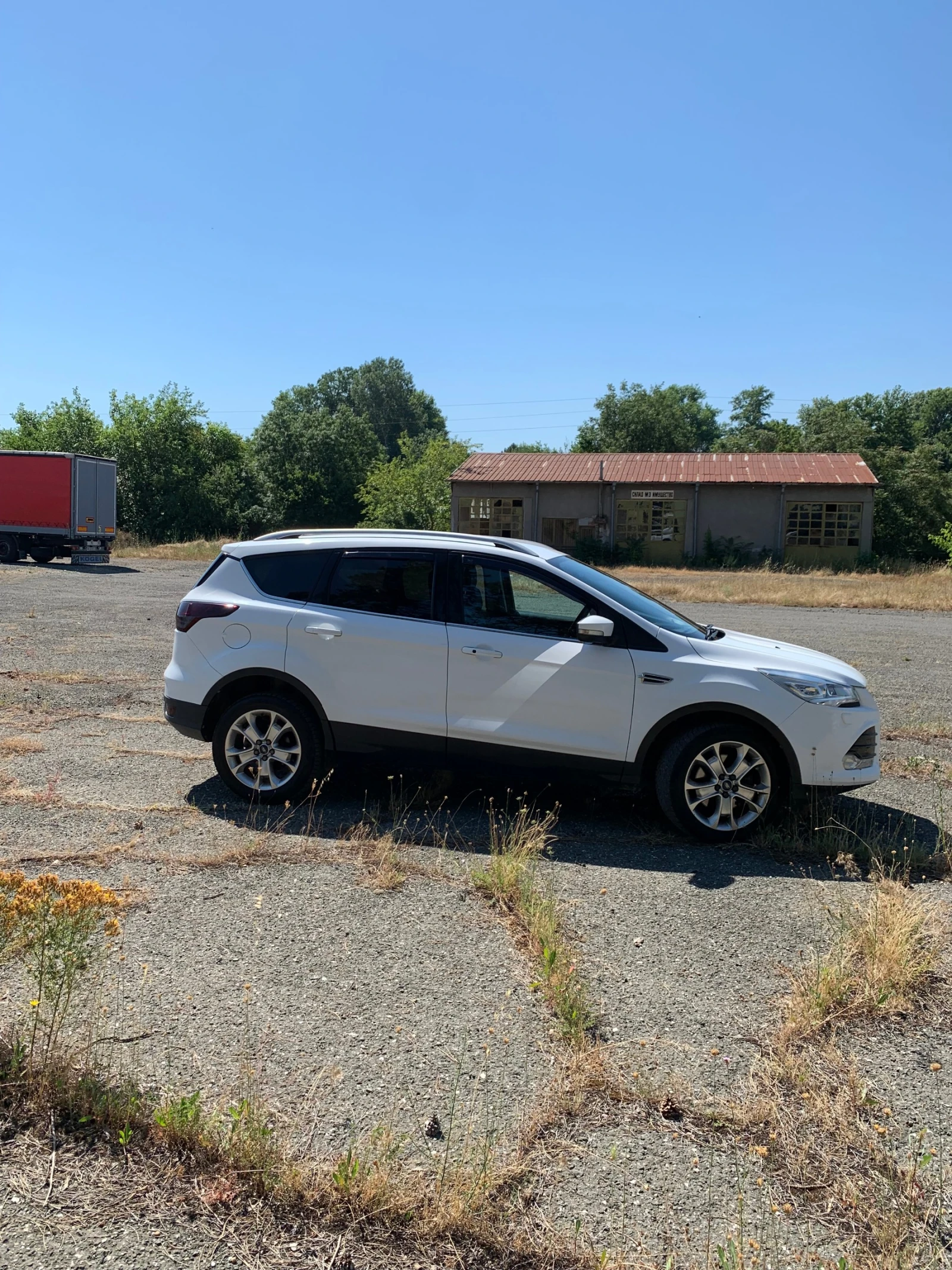 Ford Kuga Titanium, снимка 2 - Автомобили и джипове - 55174884