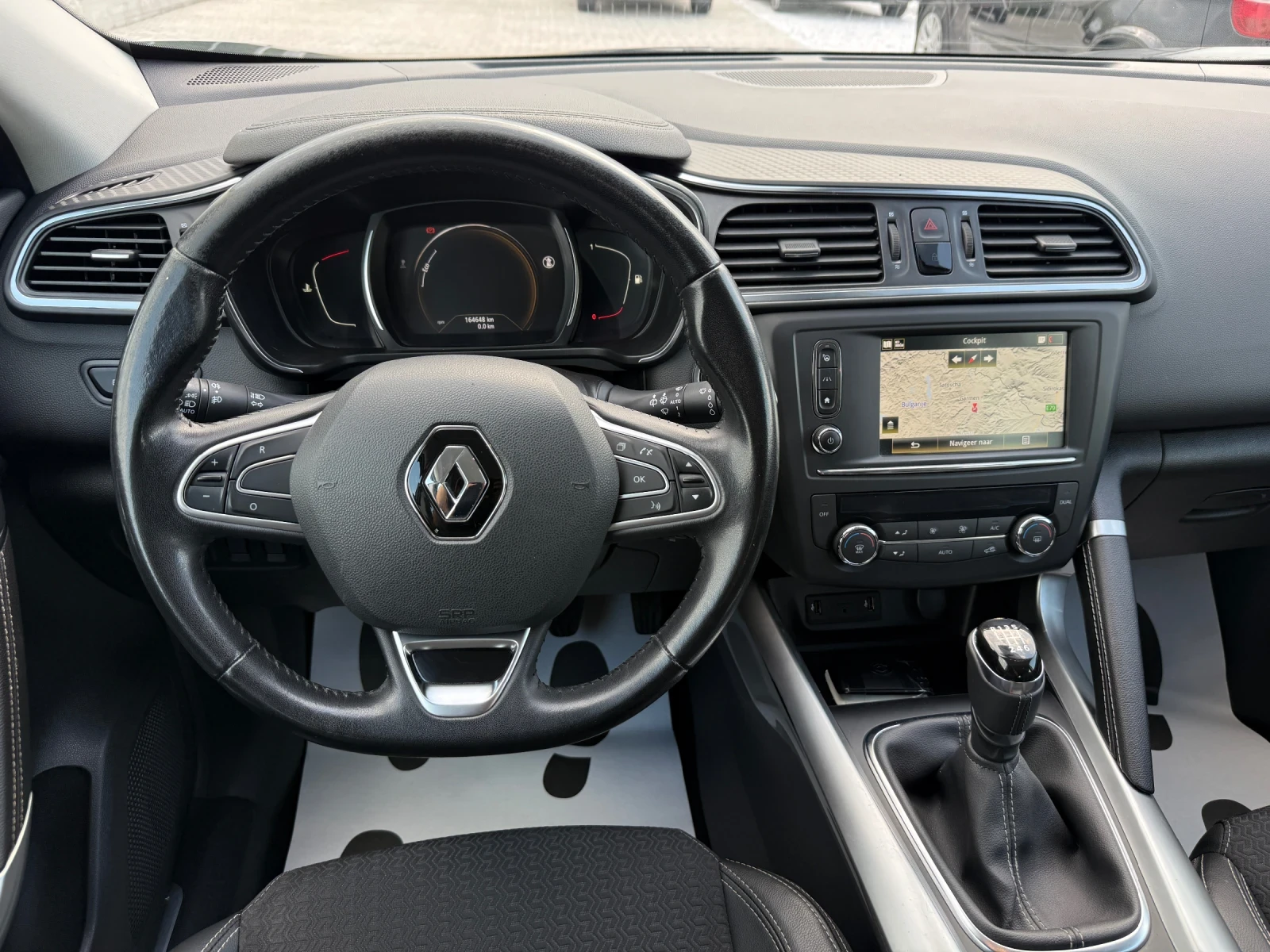 Renault Kadjar 1.5DCI NAVI CAMERA, снимка 16 - Автомобили и джипове - 55243372