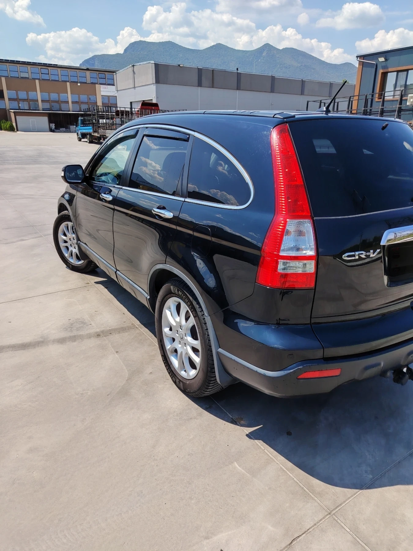 Honda Cr-v 2.i-vtec, снимка 5 - Автомобили и джипове - 55592257