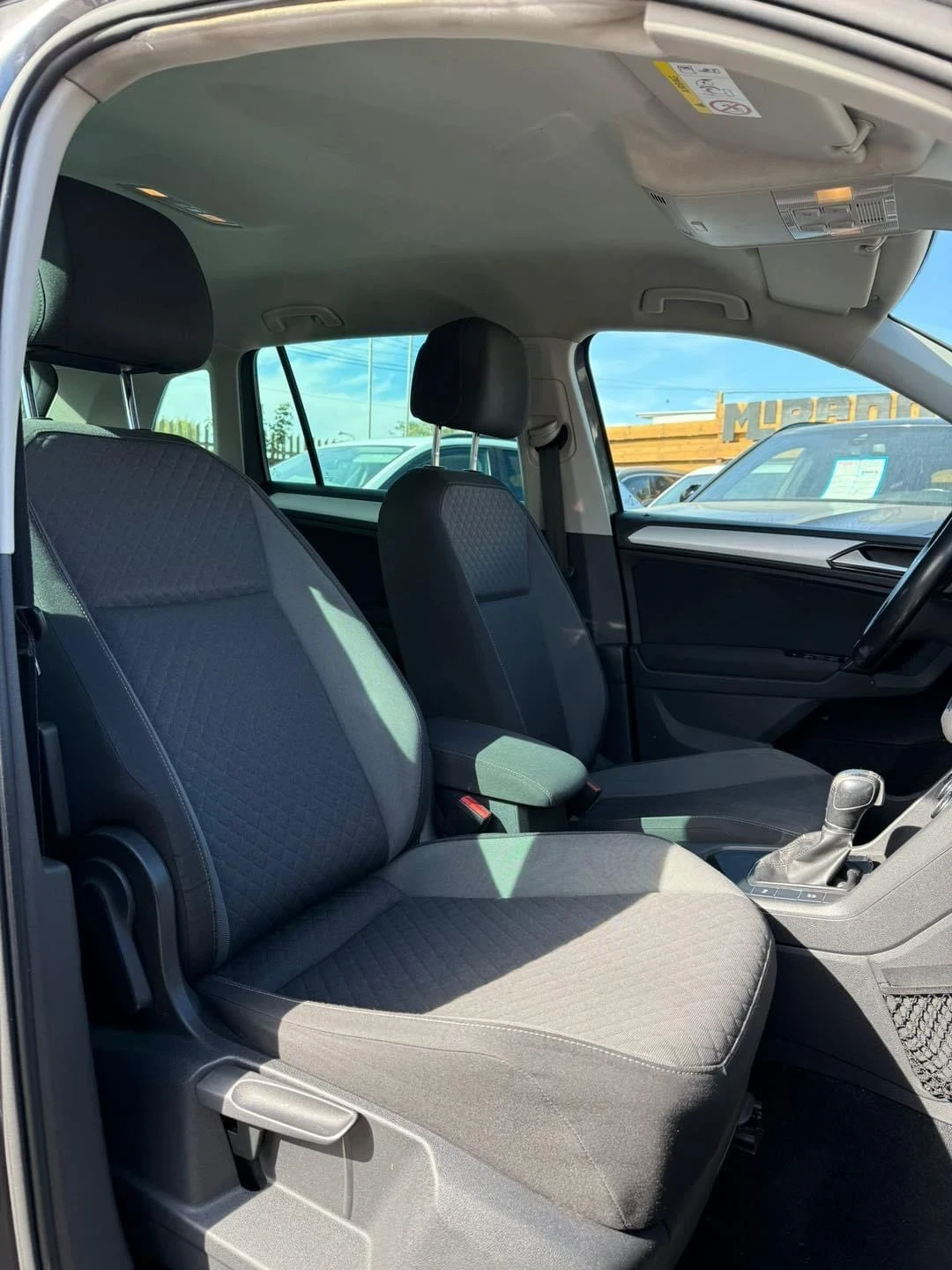 VW Tiguan, снимка 7 - Автомобили и джипове - 55854111