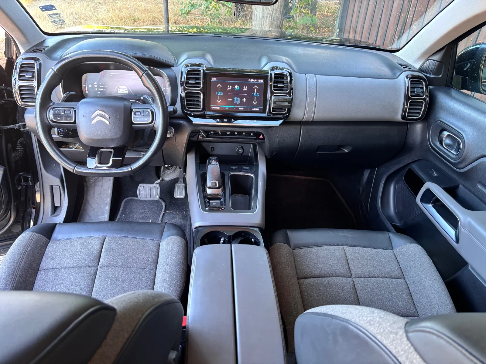 Citroen C5 Aircross, снимка 8 - Автомобили и джипове - 55981119