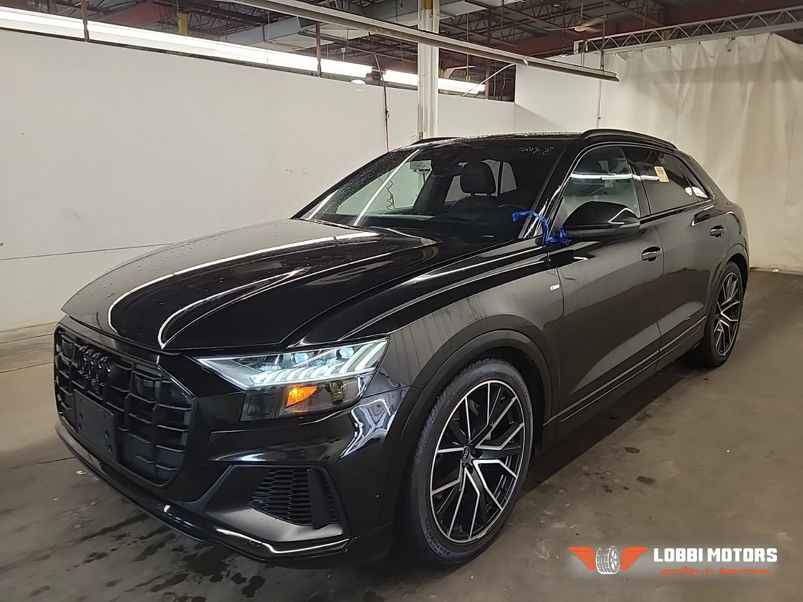 Audi Q8