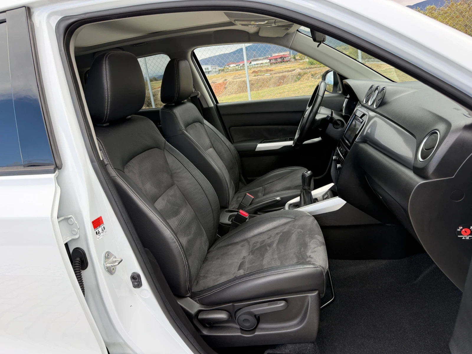 Suzuki Vitara 1.6i NAVI CAMERA PANORAMA | Mobile.bg � ����������� 13