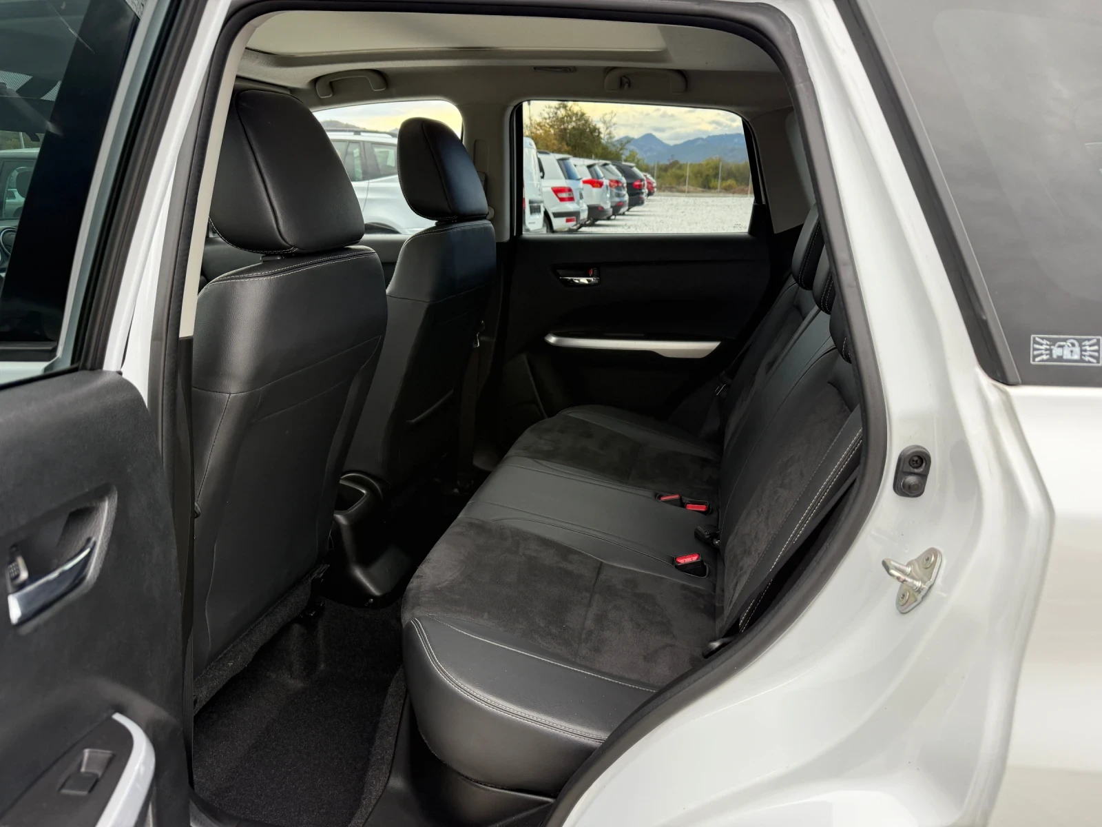 Suzuki Vitara 1.6i NAVI CAMERA PANORAMA | Mobile.bg � ����������� 11