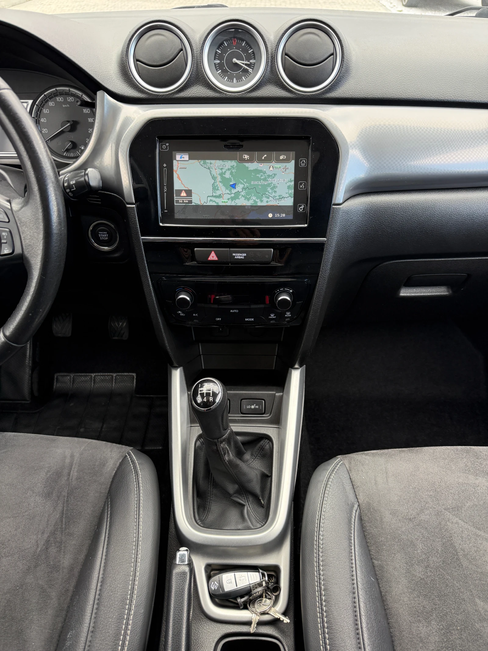 Suzuki Vitara 1.6i NAVI CAMERA PANORAMA | Mobile.bg � ����������� 17