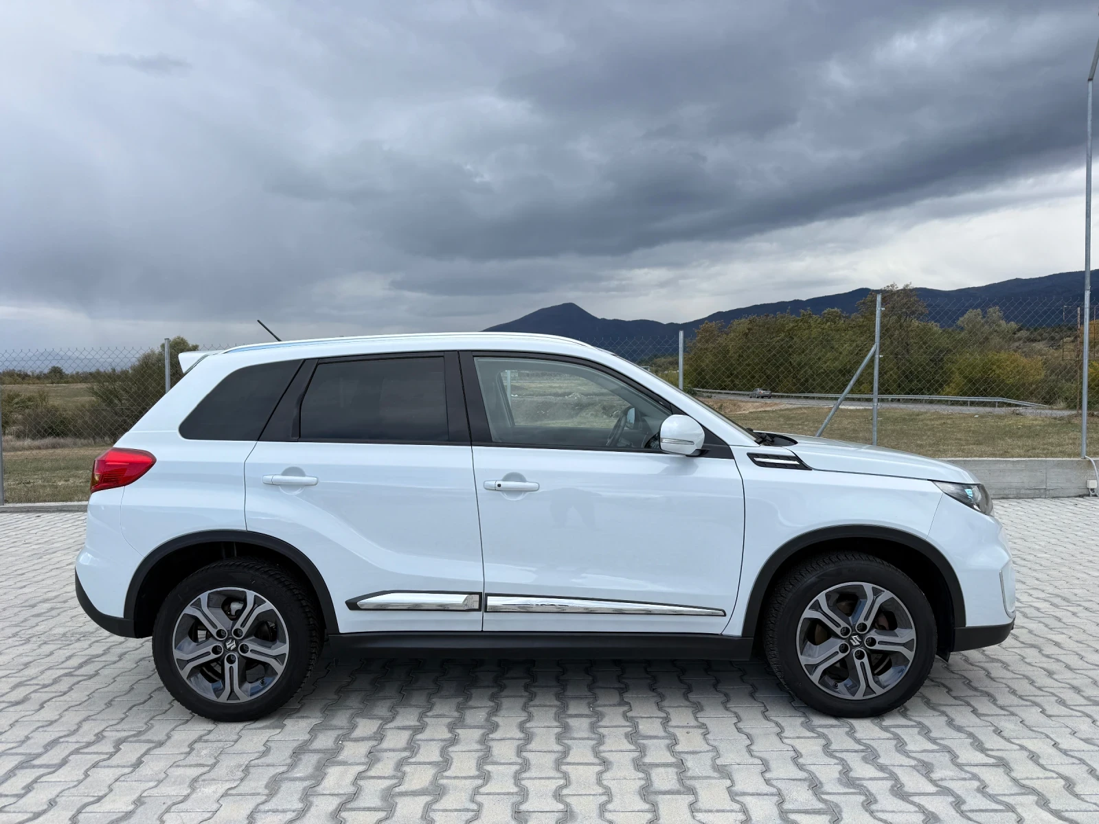 Suzuki Vitara 1.6i NAVI CAMERA PANORAMA | Mobile.bg � ����������� 7