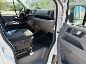 VW Crafter 2.0 TDI 177кс СЕРВИЗНА ИСТОРИЯ, снимка 12