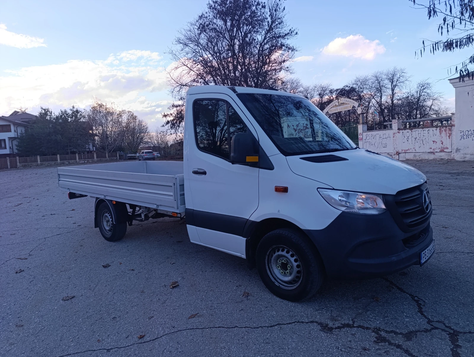 Mercedes-Benz 212, снимка 1