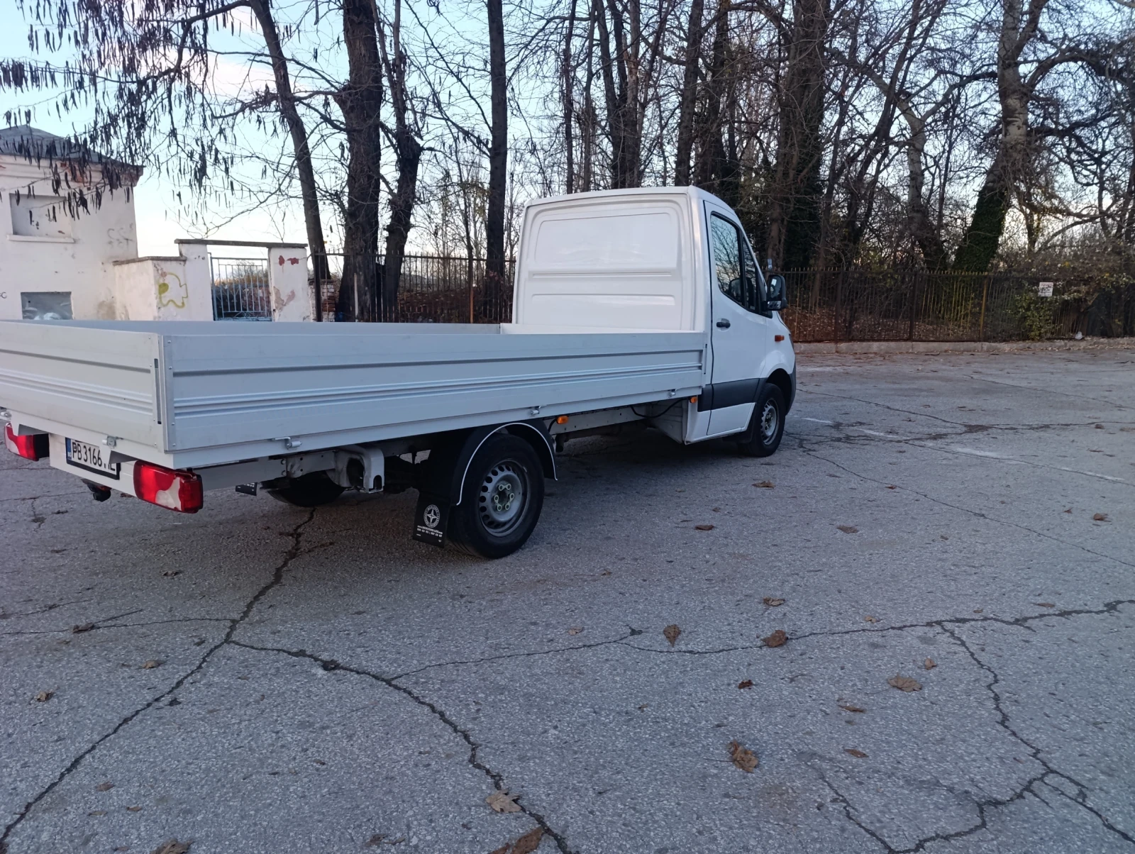 Mercedes-Benz 212  - изображение 6