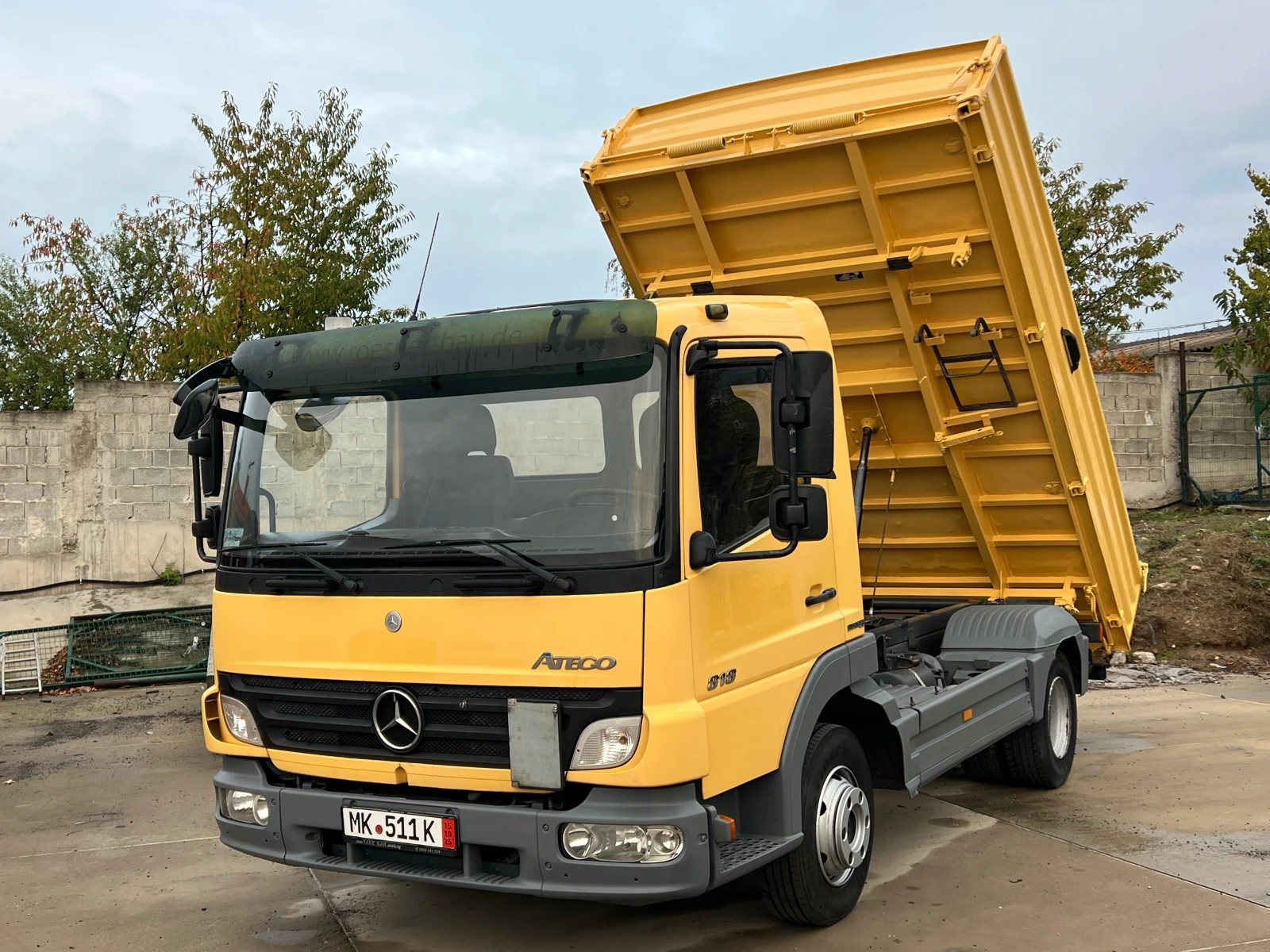 Mercedes-Benz Atego 818 ТРИСТРАНЕН САМОСВАЛ , TOP , 226.000км - изображение 2