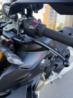 Ducati Streetfighter V4S CARBON | Mobile.bg    12