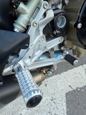 Ducati Streetfighter V4S CARBON | Mobile.bg    10