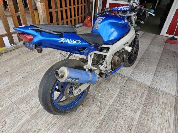 Kawasaki Zxr, снимка 3 - Мотоциклети и мототехника - 45685727