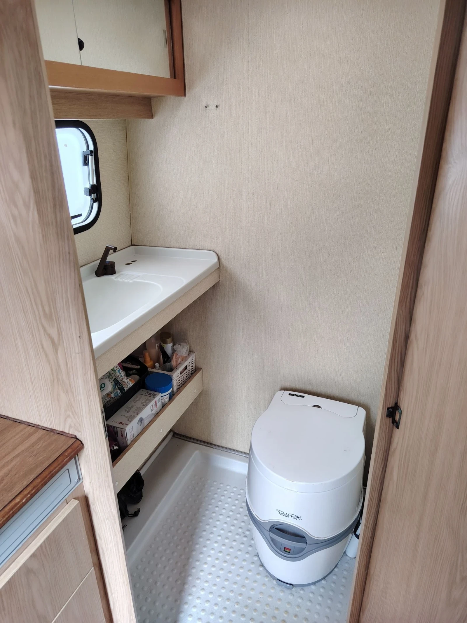  Chateau | Mobile.bg   11