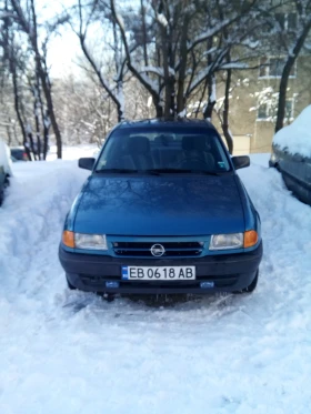 Opel Astra, снимка 1