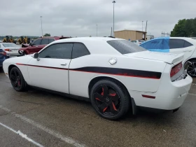 Dodge Challenger R/T, снимка 2