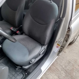 Обява за продажба на Toyota Yaris 1.4 D4D ~4 950 лв. - изображение 11