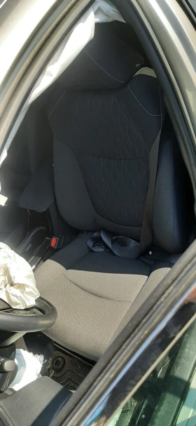Toyota Corolla 1.5 i - 11 лв. - 96707168 6