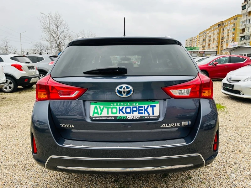 Toyota Auris 1.8 HIBRID КАТО НОВА, снимка 6 - Автомобили и джипове - 44388089