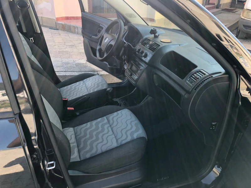 Skoda Fabia 1.2i БЕНЗИН, снимка 9 - Автомобили и джипове - 46765185