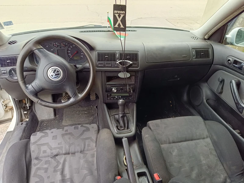 VW Golf 4, снимка 3 - Автомобили и джипове - 48520400