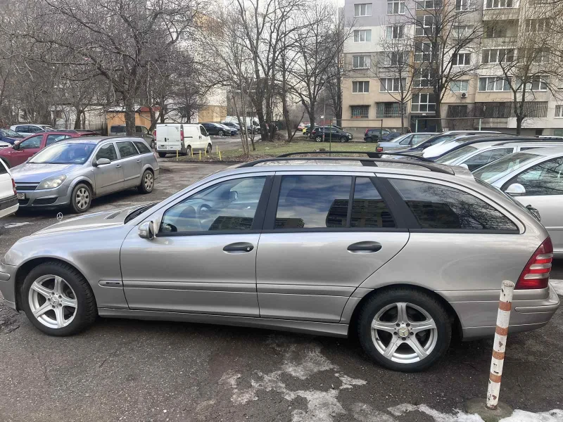 Mercedes-Benz C 180 1.8 Компресор, снимка 5 - Автомобили и джипове - 49564388