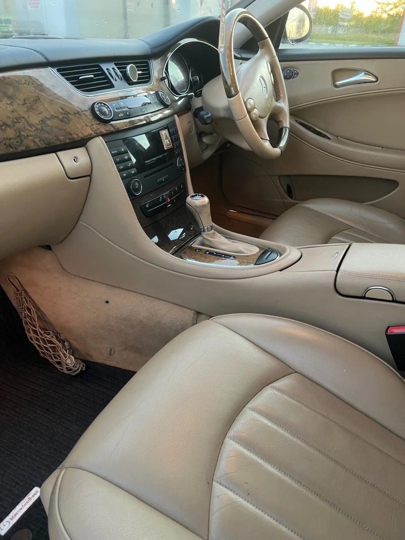 Mercedes-Benz CLS 320 CDI, снимка 14 - Автомобили и джипове - 51562016