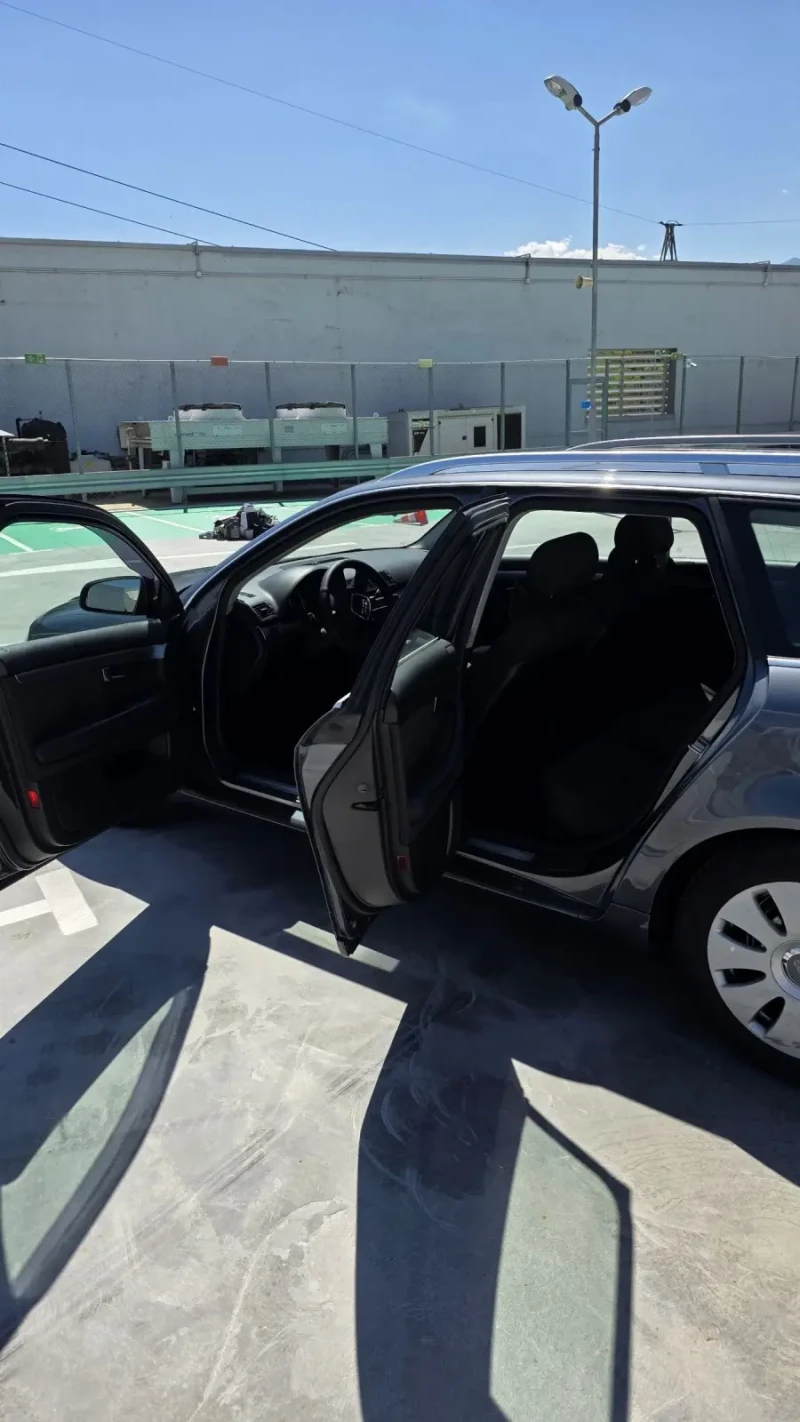 Audi A4 2.0tdi , снимка 15 - Автомобили и джипове - 52564882