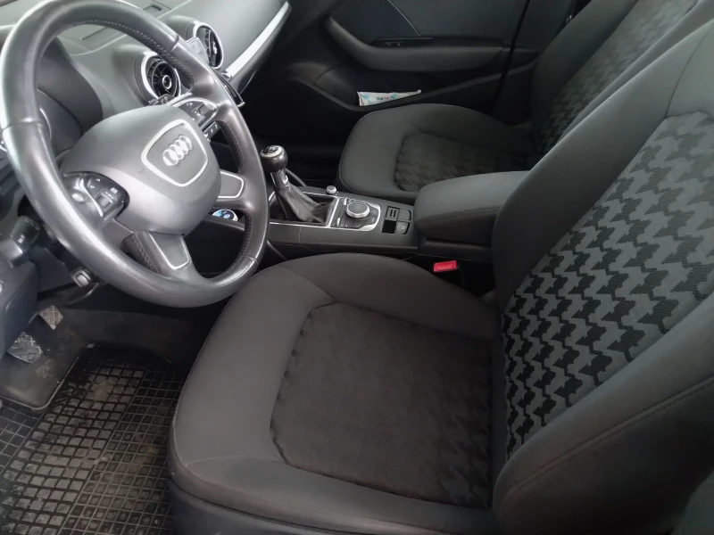 Audi A3 2.0 TDI, снимка 11 - Автомобили и джипове - 52702582