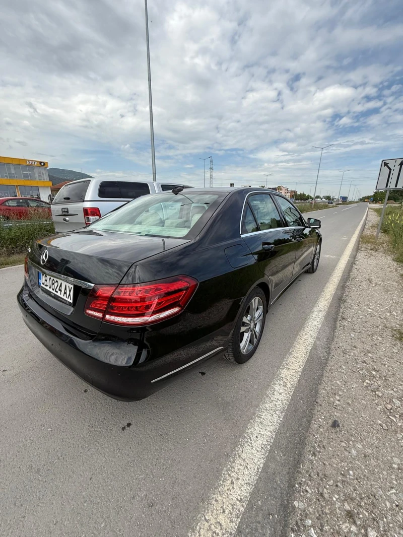 Mercedes-Benz E 200 CNG, снимка 8 - Автомобили и джипове - 52610281