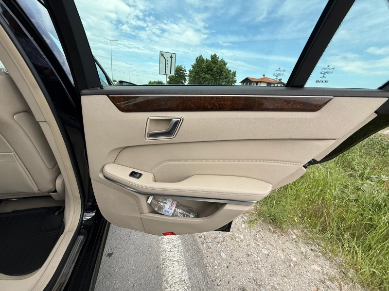 Mercedes-Benz E 200 CNG, снимка 6 - Автомобили и джипове - 52610281