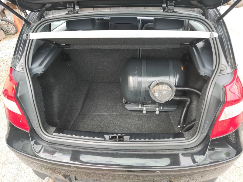 BMW 118 Gas, снимка 9 - Автомобили и джипове - 52084637