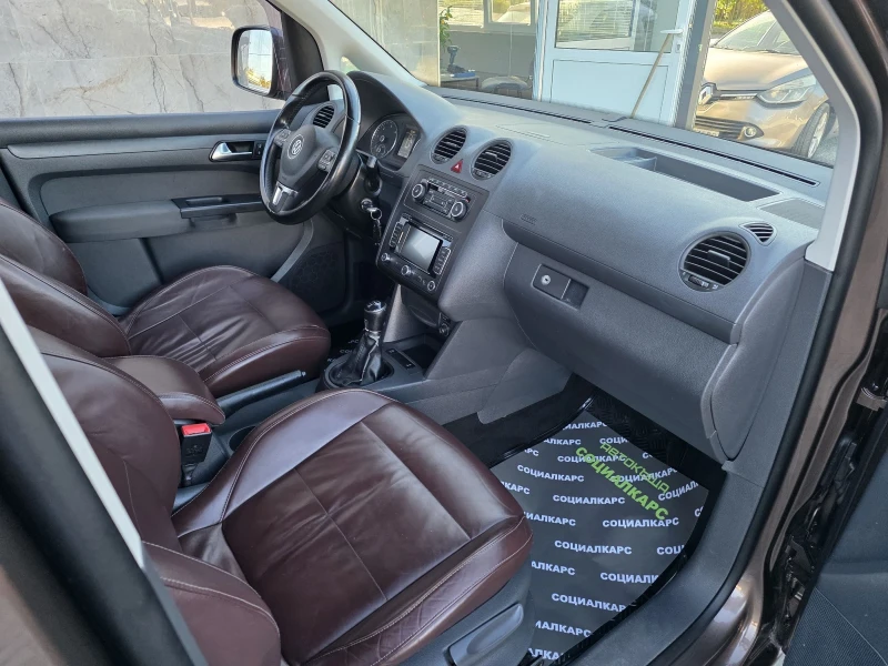 VW Caddy 1.6tdi maxi , снимка 15 - Автомобили и джипове - 52256011