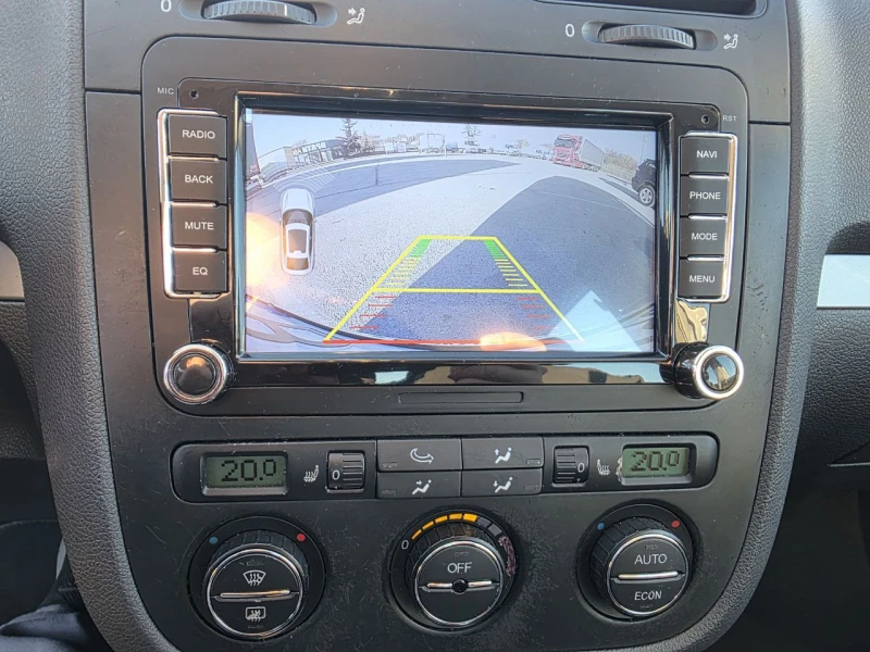 VW Golf 2.0 TDI, 140 к.с., автоматик, дизел, снимка 12 - Автомобили и джипове - 52347010