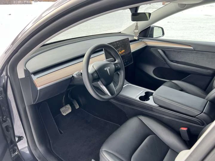 Tesla Model Y Long Range AWD, снимка 10 - Автомобили и джипове - 53913841