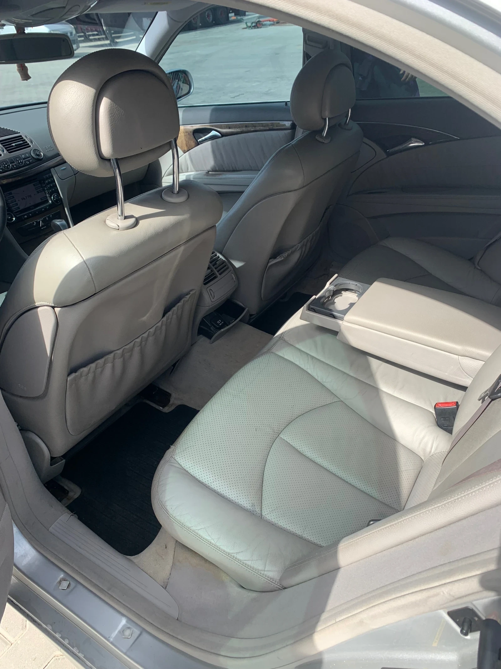Mercedes-Benz E 270  - изображение 6