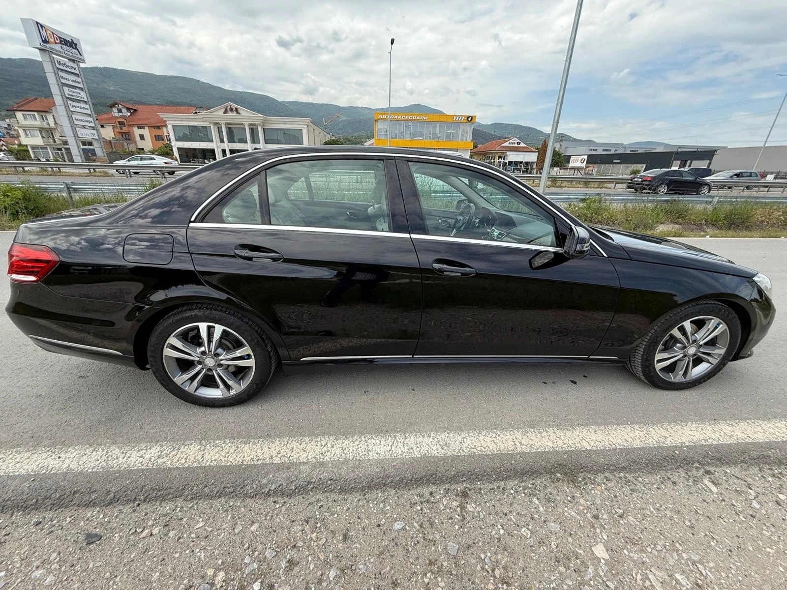 Mercedes-Benz E 200 CNG - изображение 7