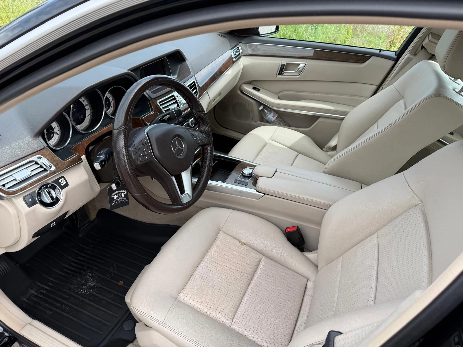 Mercedes-Benz E 200 CNG | Mobile.bg — изображение 16