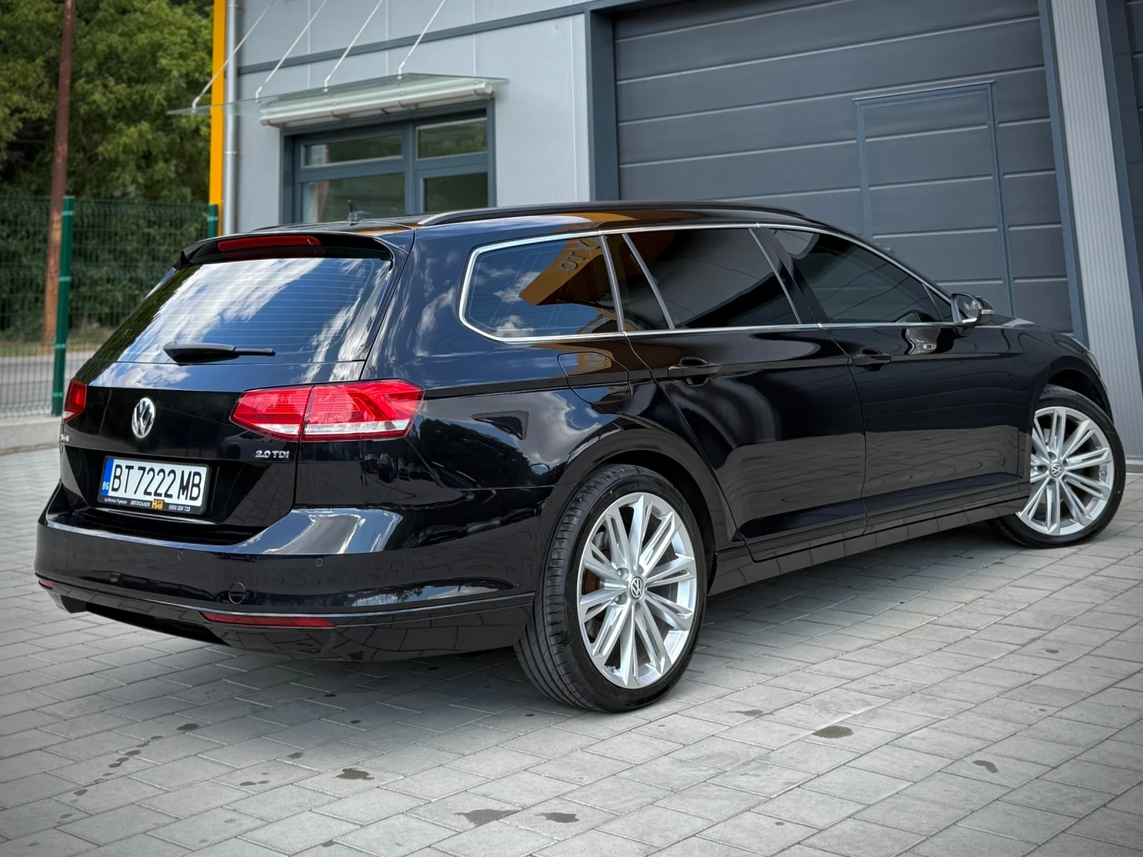 VW Passat 2.0TDI * Massage* DSG* Distronic* FrontAssist*  - изображение 6