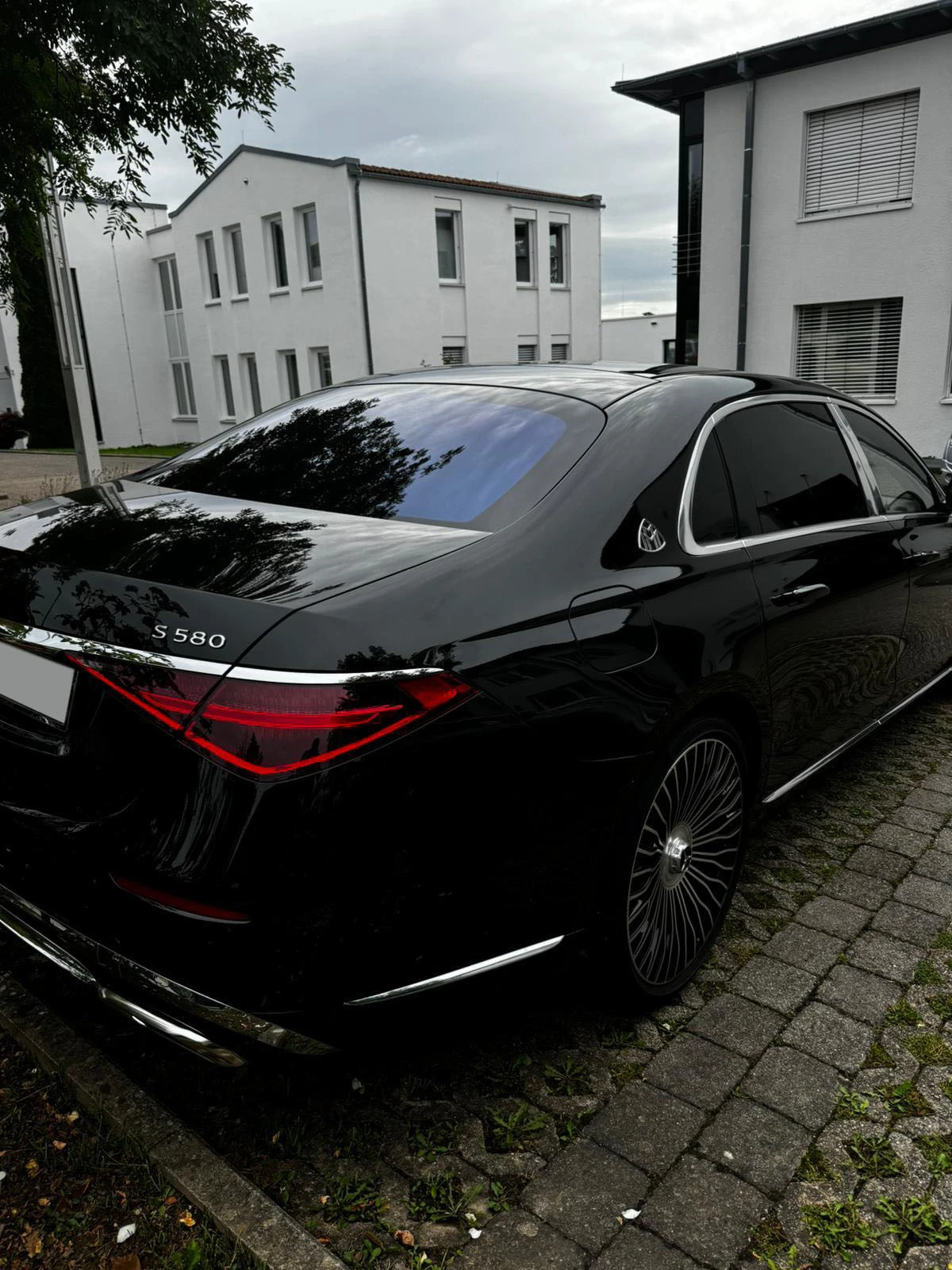 Mercedes-Benz S 580 MAYBACH 4M DESIGNO EXCLUSIVE PANORAMA 3xTV - изображение 4