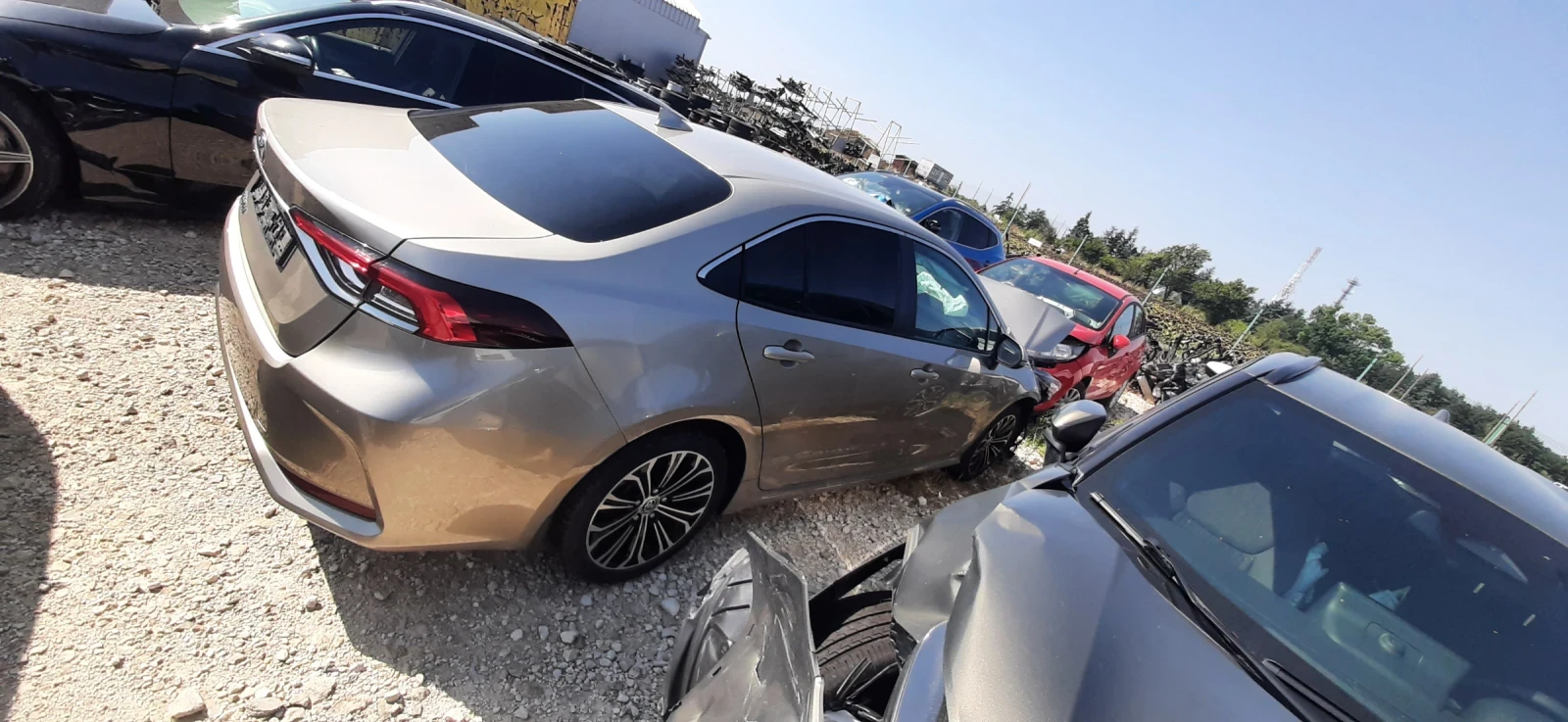 Toyota Corolla 1.5 i - изображение 5