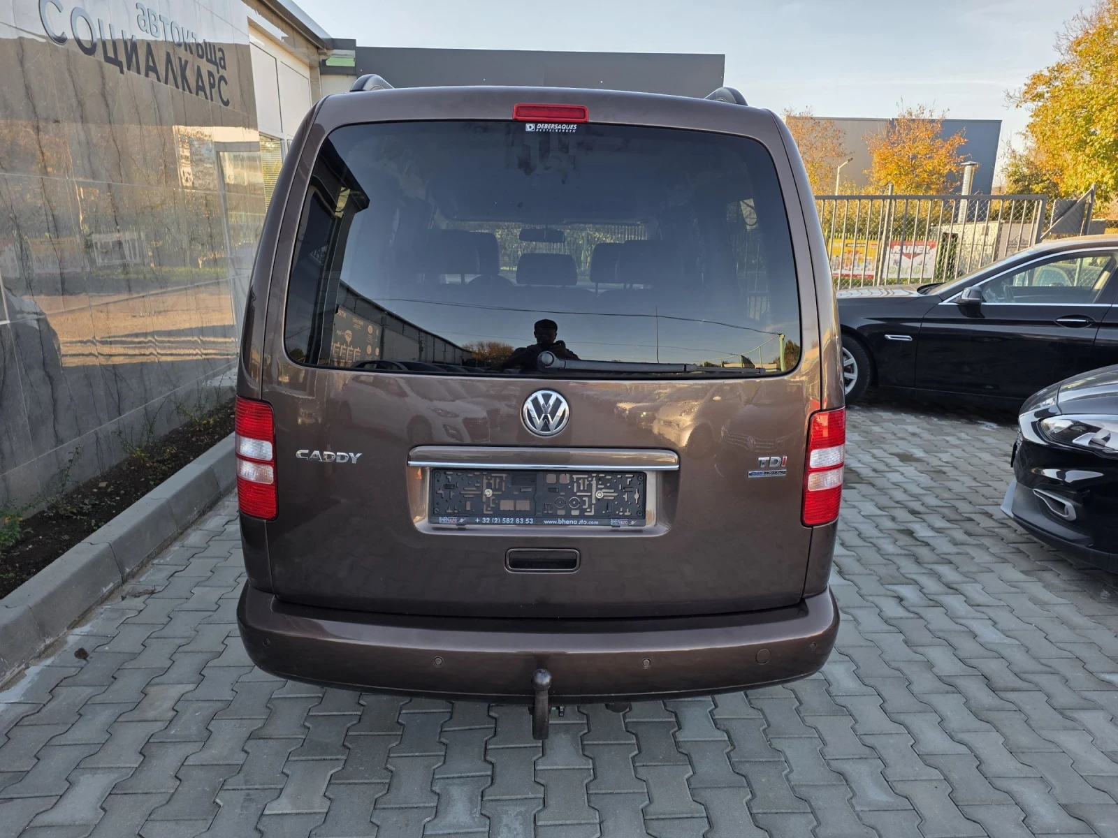 VW Caddy 1.6tdi maxi  - изображение 5