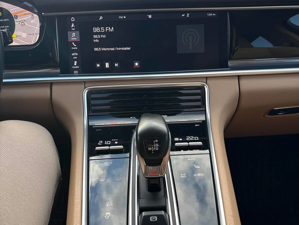 Porsche Panamera 2019 * 4 AWD * CARFAX * ОТ ПРЕДСТАВИТЕЛСТВО - изображение 9