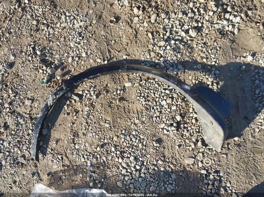 Buick Invicta 2.5L I-4 DI, DOHC, VVT, 197HP All Wheel Drive, снимка 12 - Автомобили и джипове - 53830527