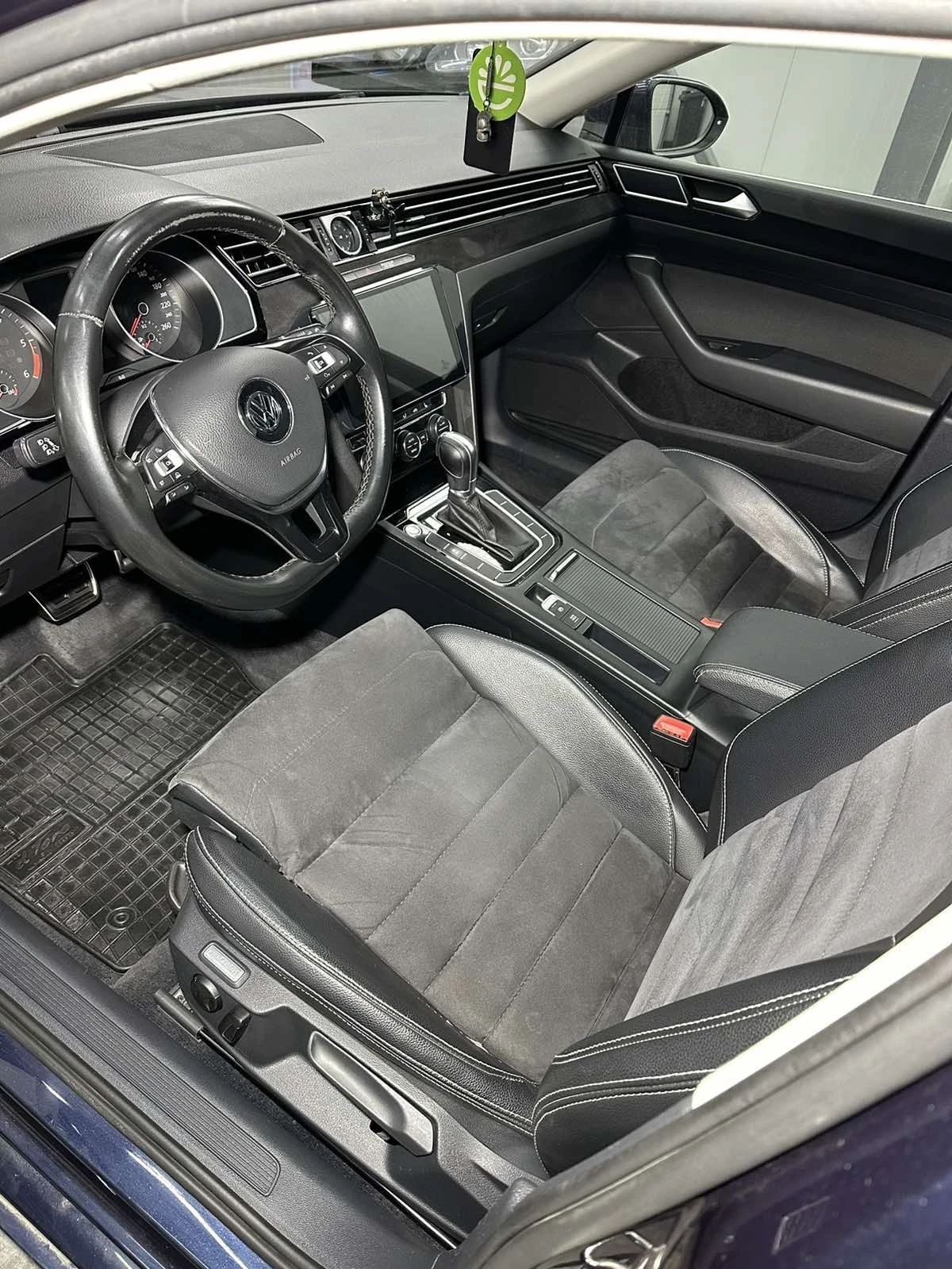 VW Passat, снимка 6 - Автомобили и джипове - 54388500